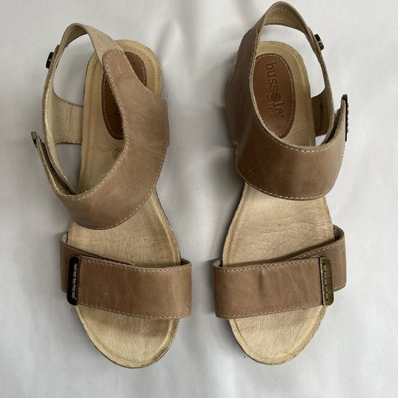 Bussola Maynila Women's Beige Leather Sandals Size 40 US 9 Flats Cork Tan Straps - Picture 2 of 14